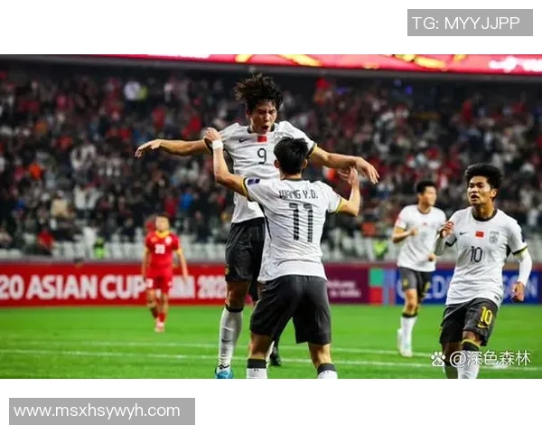 雅各布斯与弗莱切的巅峰对决谁将赢得最终胜利解析